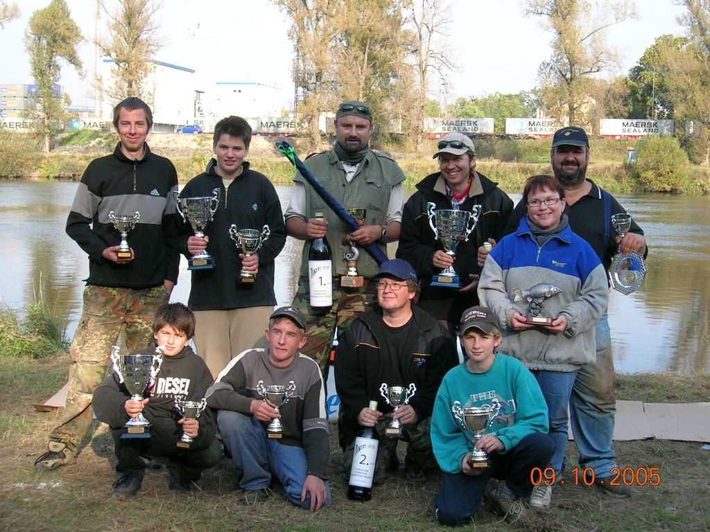 mlnk-jen_2005skalka_s_ivet_072.jpg mlnk-jen_2005skalka_s_ivet_072.jpg